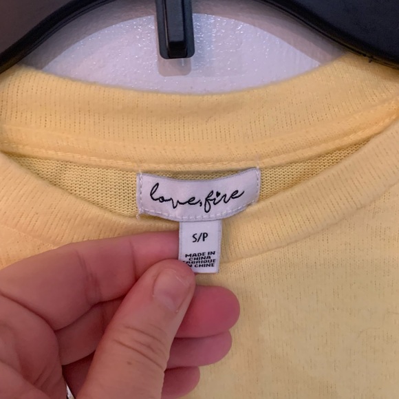 Crop front tie top - Picture 3 of 3